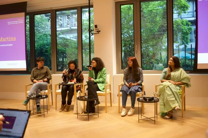 Five women journalists on a panel at the Embassy of Canada to Belgium